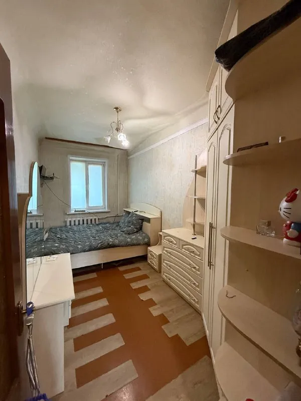 Продам 3х-комнатную квартиру
Продажа от собственника❗️

🌇В г. Донецке, куйбышевский район, (азотный). 📍

✅2Й этаж двухэтажного дома,
💦Вода по графику хорошим напором.
✅Вся мебель и техника остаётся в доме.
✅Рядом рынок, магазины и супермаркет «молоко», школа, спортивная площадка, остановка общественного транспорта.
🚫Прописанных и долгов нет.

📑Документы готовы.
Быстрая сделка.
💰Цена 4.1 млн. ₽, быстрому покупателю небольшой торг.
(Продажа от собственника)

📲☎️+7 (949) 371-30-57
📲☎️+7 (949) 533-45-17

Подписаться | дать объявление - фотография - 3
