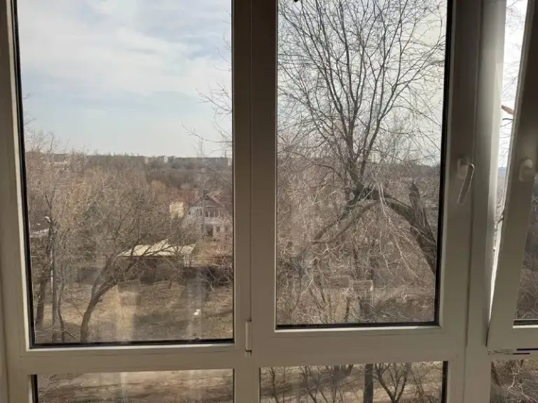 ‼️‼️Посуточно‼️‼️
Квартира посуточно
📍В будённовском районе города донецка (тихом не обстреливаемом районе)
💦Вода холодная и горячая круглосуточно
✅В квартире всё находится для комфортного проживания: wifi; smart-tv; микроволновая печь; электрочайник; чистые полотенца и постельное бельё; фен; стиральная машина; кондиционер
❌В квартире курить запрещено ✅есть балконы
Цены от 4500-6500 руб/сутки
📲☎️+79494960090 - фотография - 3