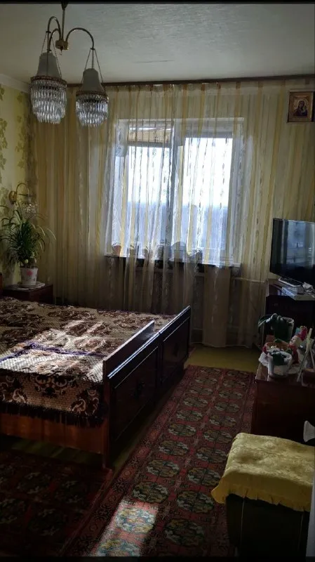 ‼️Продажа квартиры‼️
🏡Продам 2-двухкомнатную квартиру г. Донецк днр
Петровский район
Мкр-н тихий, ул стаханова
✅Этажность–9/9 жилого дома
✅Общая площадь–48 м2
✅Квартира очень теплая, светлая, в жилом
Комнаты раздельные, пластиковые окна, лоджия застеклена тоже
✅Вода по графику поступает в квартиру
✅Школа, детсады, больница - все в шаговой доступности
🔥Собственник
💴Цена: 2🍋7 рублей
☎️+7(977) 305-08-43 Ольга телеграм, вацап
Недвижимость днр - фотография - 1