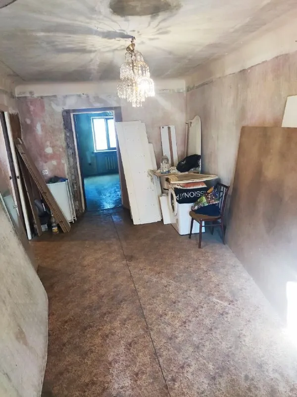 ‼️Продажа квартиры‼️

🏡Продаётся двухкомнатная квартира г. Донецк днр киевский р-н ул. Челюскинцев, ориентир краеведческий музей

✅Этажность–4/5 жилого дома
✅Общая площадь–44.3 м2
✅Жилая–31 м2
✅Кухня–5.5 м2

✅Квартира не угловая
Газовая колонка
Квартира под ремонт
✅Рядом остановка общественного транспорта, магазин арбат, супермаркет молоко, школа №54, детский садик, больница
🧾Документы готовы
🔥Собственник

💴Цена: 3🍋800.000 руб
☎️+7(949) 398-78-21 Марина

📨Подписаться - фотография - 6