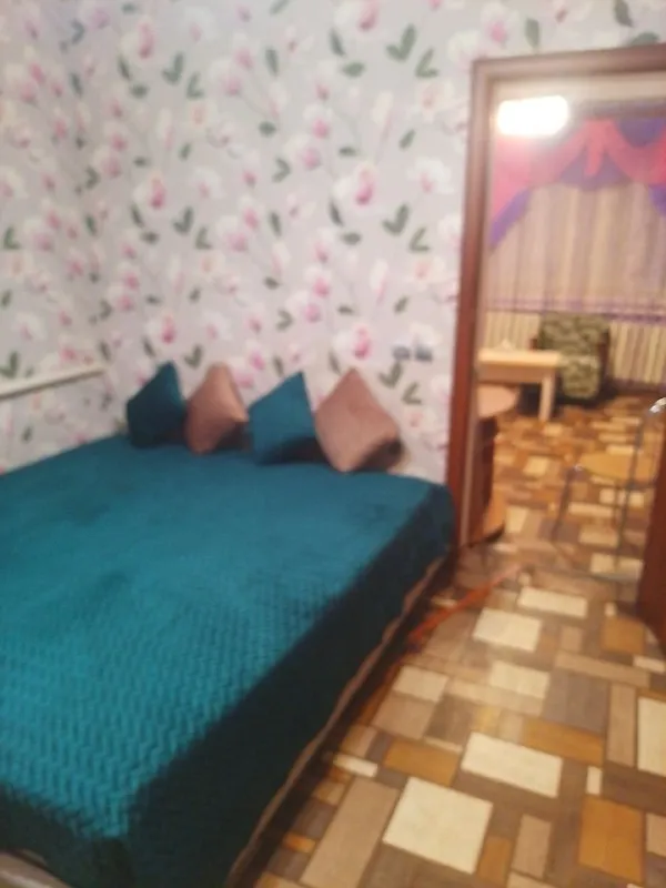 Аренда половины 🏡 дома
🌇Макеевка центрально- городской р-н, рядом галактика. 📍
💦Вода 24/7
✅Созданы все условия для комфортного проживания.
✅Две комнаты, кухня 8 м2
✅Дом чистый и уютный, в нём есть всё необходимое: кондиционер, большой телевизор, новая стиральная машина, а также жалюзи на окнах, которые обеспечат вам личное пространство и комфорт в любое время суток.
✅На участке есть мангал и шампуры — идеально для отдыха на свежем воздухе.
❗️Круглосуточная подача воды обеспечит удобство в повседневной жизни.
✅Накопитель бак на 2 тонны
Интернет
📷Дополнительно фото вышлю
💰Цена 35 000 ₽ + залог
+ Комиссия агентства
Оплата по факту заселения
📲☎️+79493523316
Подписаться | дать объявление - фотография - 2
