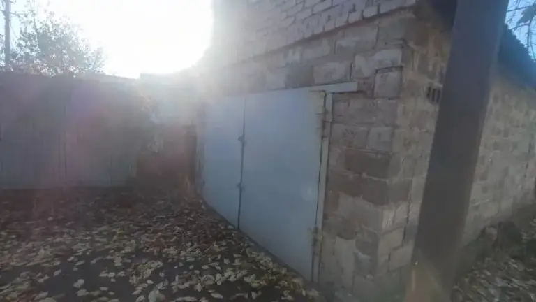 🅰️🅰️🅰️🅰️🅰️🅰️
🅰️🅰️🅰️
Пролетарский район, поселок чулковка, вторая остановка от рынка
Участок 6 соток с гаражом и хозяйственными постройками
Газ не подключен, но труба уже на участке
Крыша недавно отремонтирована
В доме 3 комнаты
Документы готовы
Цена 2,65 млн руб
+79490369160
+79493028735 - фотография - 3