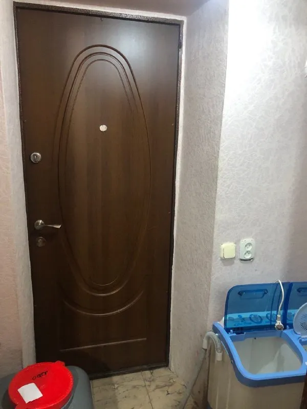 ‼️Продажа квартиры‼️

🏡Продам квартиру от собственника
🗺Г. Макеевка днр советский р-н, посёлок шахты № 21

✅Этажность–1/3 жилого дома

✅Жилое состояние первый этаж трех этажного дома
✅Централизованное и печное отопление
✅Водоснабжение есть, пластиковые окна, кирпичный дом. 40кв. М
🧾Документы готовы
🔥Собственник

💴Цена: 1🍋1 рублей
Торг. ‼️
☎️+7(949) 393-41-31

Недвижимость днр - фотография - 1