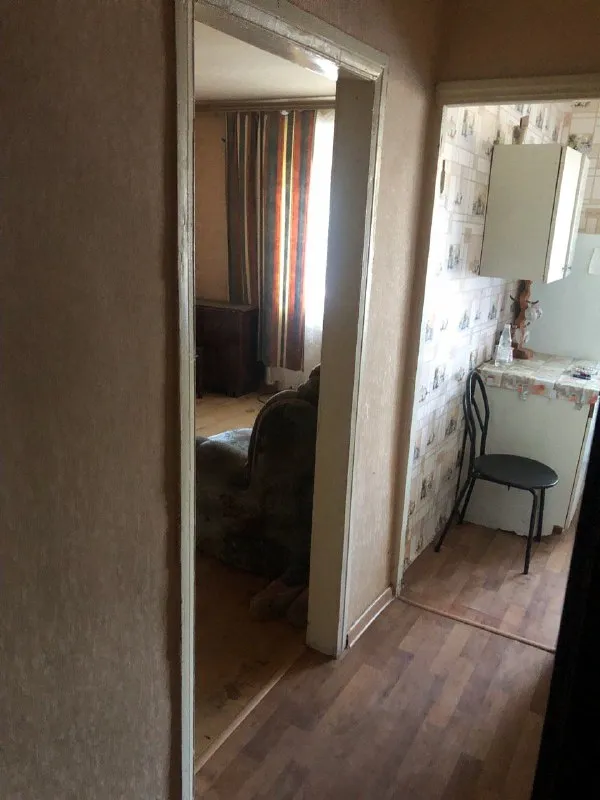 ‼️Продажа квартиры‼️

🏡Продам квартиру от собственника
🗺Г. Макеевка днр советский р-н, посёлок шахты № 21

✅Этажность–1/3 жилого дома

✅Жилое состояние первый этаж трех этажного дома
✅Централизованное и печное отопление
✅Водоснабжение есть, пластиковые окна, кирпичный дом. 40кв. М
🧾Документы готовы
🔥Собственник

💴Цена: 1🍋1 рублей
Торг. ‼️
☎️+7(949) 393-41-31

Недвижимость днр - фотография - 2