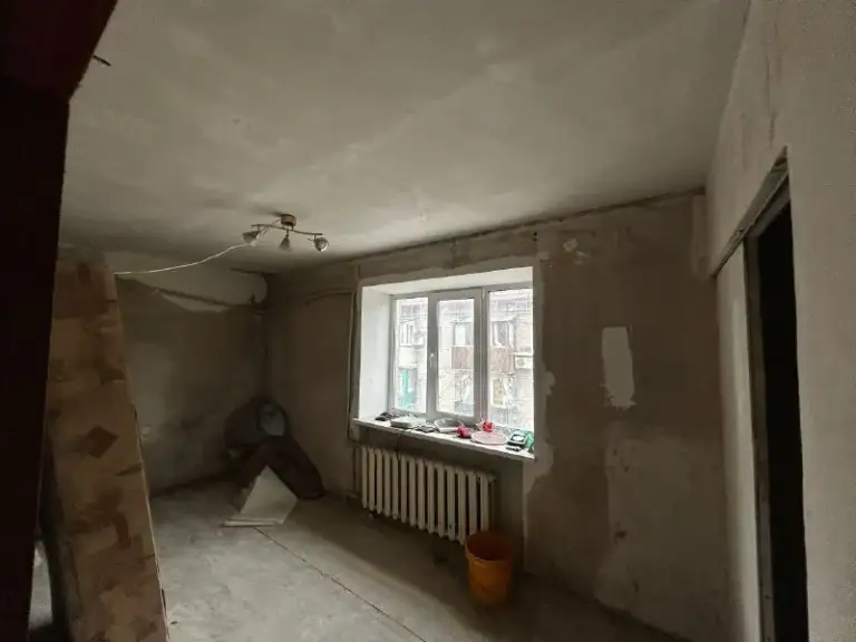 ‼️Продажа квартиры‼️

🏡Продам 2-двухкомнатную квартиру от собственника
🗺Г. Макеевка днр гвардейка, мкр-н восточный, ул. Токарева

✅Этажность–4/4 жилого дома

‼️Под ремонт‼️
Квартира угловая, крыша новая, окна новые м/п во всех комнатах, санузел совместный, газовая колонка, водонакопитель на 100л встроенный, батареи чугун, зимой в квартире тепло
🧾Документы рф готовы
🔥Собственник

💴Цена: 2🍋000.000 рублей
☎️+7(949) 359-82-91 Валерия

📨Подписаться - фотография - 4