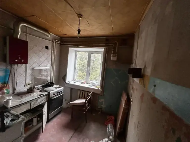 ‼️Продажа квартиры‼️

🏡Продам 2-двухкомнатную квартиру от собственника
🗺Г. Макеевка днр гвардейка, мкр-н восточный, ул. Токарева

✅Этажность–4/4 жилого дома

‼️Под ремонт‼️
Квартира угловая, крыша новая, окна новые м/п во всех комнатах, санузел совместный, газовая колонка, водонакопитель на 100л встроенный, батареи чугун, зимой в квартире тепло
🧾Документы рф готовы
🔥Собственник

💴Цена: 2🍋000.000 рублей
☎️+7(949) 359-82-91 Валерия

📨Подписаться - фотография - 5