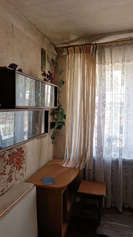 Продам 2-комнатную квартиру.
🌇Донецк, петровский р-н. Ул. Калиновского.
❗Этаж/этажность 2/2, общая площадь 43м2
❗Квартира под кап. Ремонт.
❗💰Цена 500 000 руб. + агентские.
☎Тел: +79494706765 андрей ан - фотография - 3