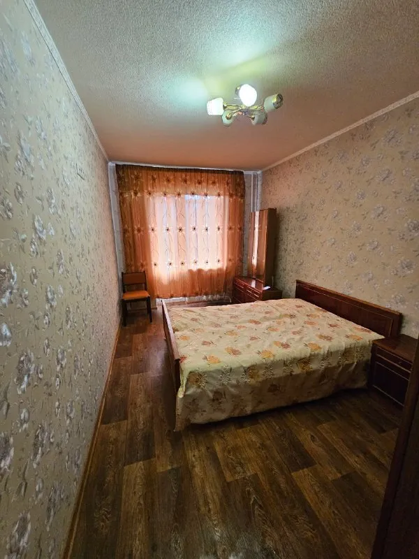 ‼️Продажа квартиры‼️

🏡Продаётся 3-трехкомнатная квартира🗺г. Донецк днр ворошиловский р-н, пр-кт комсомольский, район набережной, недалеко от площади ленина

✅Этажность–5/9 жилого дома
✅Общая площадь–65.1 м2
✅Кухня–10 м2

✅Комнаты раздельные, лоджия и балкон застеклены, две кладовые
✅В квартире и на лестничной площадке есть бойлер
✅Квартира продается с мебелью и техникой
✅Удобная транспортная развязка, рядом магазины, школа, детский сад
🧾Документы готовы
🔥Собственник

💴Цена: 8🍋700.000 рублей
☎️+7(949) 371-59-73

Недвижимость днр - фотография - 6