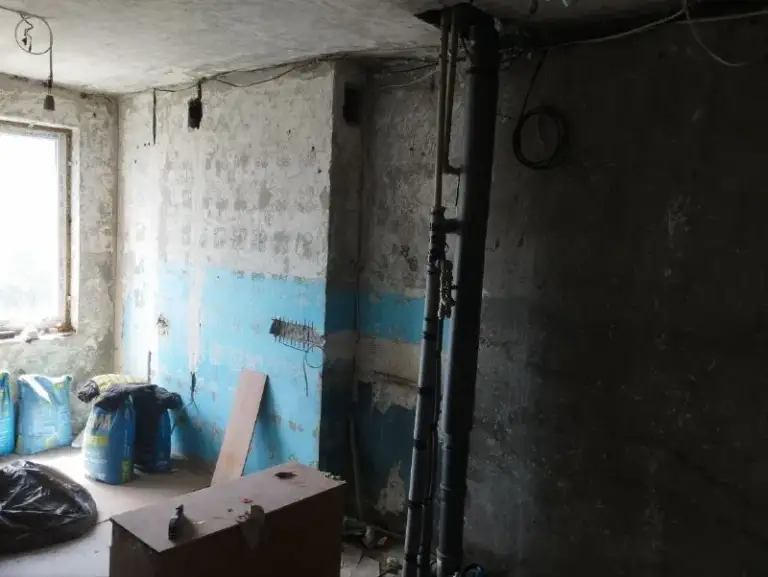 ‼️Продажа квартиры‼️

🏡Продажа 3-трехкомнатной квартиры от собственника без агенств
🗺Г. Донецк днр пролетарский р-н ул. Щетинина

✅Этажность–8/9 жилого дома
✅Общая площадь–69 м2

‼️Квартира под ремонт‼️
✅Вода доходит
Продажа со строй материалами ✅начальные работы сделаны новые окна и двери
✅В шаговой доступности садики и школа 124
🔥Собственник

💴Цена: 5🍋500.000 рублей
Торг‼️
📞Звоните
☎️+7(949) 333-45-12 Кристина

📨Подписаться - фотография - 3