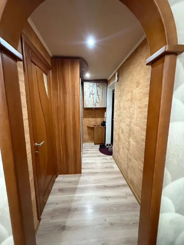‼️Продажа квартиры‼️

🏡Продаётся 2-двухкомнатная квартира🗺г. Макеевка днр червоногвардейский р-н

✅Этажность–6/9 жилого дома
✅Общая площадь–55 м2

✅Состояние квартиры хорошее
В минуте ходьбы парк, рынок и автостанция
✅Вся мебель и бытовая техника остаётся
✅Есть кондиционер
Мебель и двери из натурального дерева
Отапливаемая лоджия установлена сигнализация
✅Утеплённый фасад
В ванной комнате полы с подогревом, накопительный бак под потолком
✅Парковочные места под окном
🧾Документы готовы
🔥Собственник

💴Цена: 6🍋000.000 рублей
☎️+7(949) 327-51-77

Недвижимость днр - фотография - 2