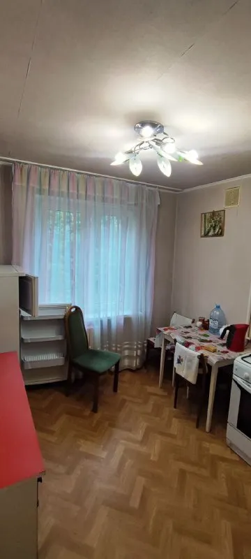 Продам 3х комнатную квартиру
🌇Город донецк, на ленинском проспекте. 📍
✅Хорошее жилое состояние.
Окна пластиковые, балконы застеклены. Санузел смежный.
💦Вода подаётся по графику, в квартиру доходит.
🎁Продаётся с мебелью и бытовой техникой.
📑Документы будут готовы в ноябре. ❗️
✅Развита инфраструктура, в шаговой доступности школа, детский сад, магазины, супермаркет, почта, банк, остановка транспорта.
💰Цена 5 800 000 руб.
За подробной информацией, обращайтесь по телефонам:
📲☎️+7(949)329 84-42
Подписаться | дать объявление - фотография - 5