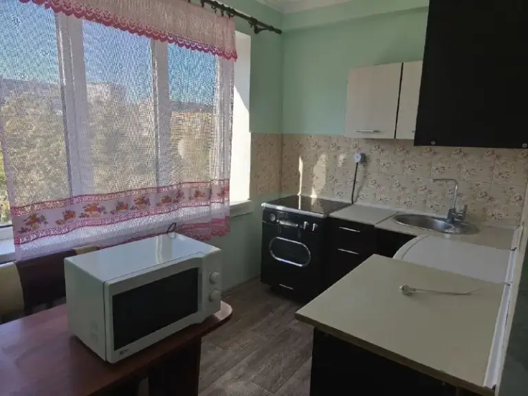 ‼️Продажа квартиры‼️

🏡Продам двухкомнатную квартиру🗺г. Харцызск днр юбилейный 24а, кооперативный дом

✅Этажность–5/5 жилого дома
✅Площадь–43.2 м2

✅В квартире сделан ремонт французский балкон, перекрыта крыша и отдельно козырек над балконом, новая варочная поверхность, установлен водонагревательный бак
✅Мебель и техника (варочная поверхность, духовой шкаф, холодильник, стиральная машина, микроволновая печь, бойлер) остаются
🧾Документы внесены в росреестр
✍️Можно под материнский капитал
🔥Собственник

💴Цена: 3🍋2 рублей
☎️+7(949) 659-09-50 Анастасия

Недвижимость днр - фотография - 5