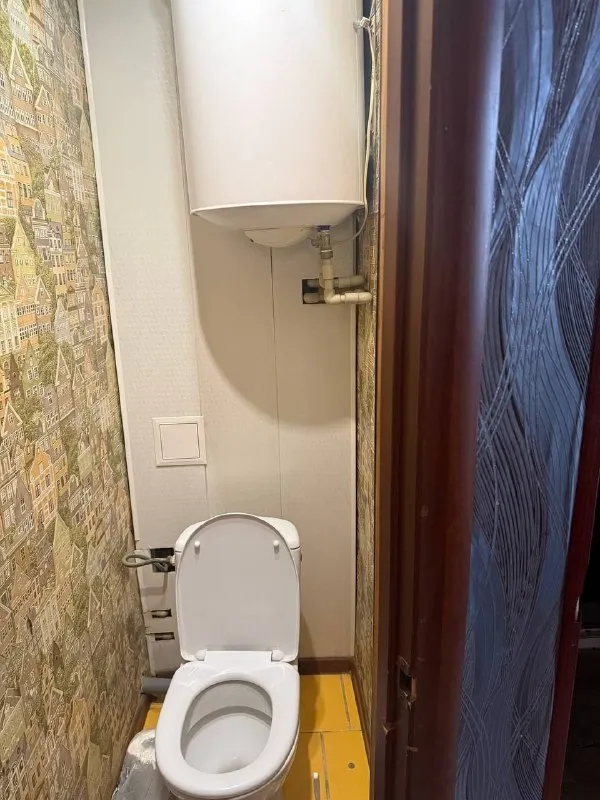 ‼️Продажа квартиры‼️

🏡Продам 3-трехкомнатную квартиру🗺г. Харцызск днр черемушки верх, мкр-н металлургов 5

✅Этажность–4/5 жилого дома

✅Квартира неугловая, санузел раздельный, окна пластик, нагревательный бак, состояние жилое
✅Район хороший, всё рядом
🧾Документы готовы
🔥Собственник

💴Цена: 3🍋350 000 рублей
☎️+7(949) 394-69-12

📨Подписаться - фотография - 5