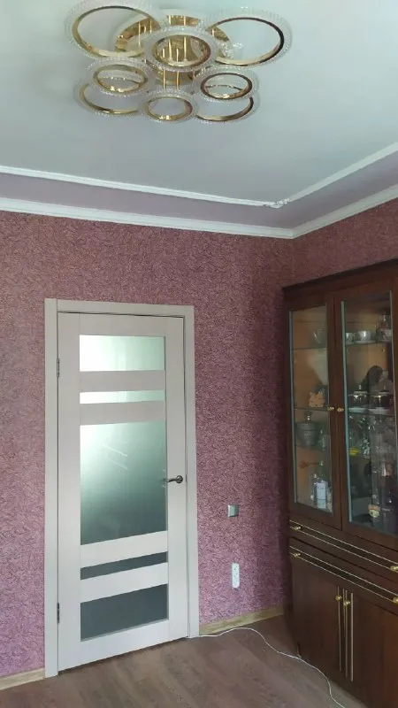 ‼️Продажа дома‼️

🏡Продается газифицированный дом
🗺Г. Харцызск днр
✅Ориентир: трест, район 5 школы, магазин

🏡Земельный участок–6 соток (приватизирован)
✅Площадь дома–61 м2+ пристройка к дому–31 м2

✅4 Жилые комнаты, 2 гостинные, 2 спальни, кухня, прихожая, санузел
✅Окна пластиковые, дом литой, утеплен, центральная канализация, водопровод, канализация - пластик
✅Колодец
Двор - бетон
Гараж
🧾Документы готовы
🔥Собственник

💴Цена: 7🍋400.000 рублей
Торг‼️
☎️+7(949) 404-51-48 Анастасия+
Вацап; tелеграм

📨Подписаться - фотография - 3