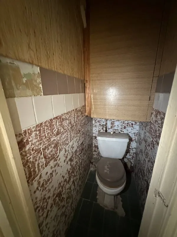 ‼️Продажа квартиры‼️

🏡Продажа от собственника 4-четырехкомнатная квартира г. Харцызск днр пгт. Горное

✅Этажность–4/5 жилого дома
✅Общая площадь–67 м2

✅С/у раздельный
✅Есть балкон и кладовая
✅В шаговой доступности школа, садик, магазины, аптека
✅Выполнен фасадный ремонт дома
✅Квартира под ремонт
🔥Собственник

💴Цена: 2🍋300.000 рублей
📲За более подробной информацией обращаться по телефону;
☎️+7(949) 430-29-17

📨Подписаться - фотография - 8