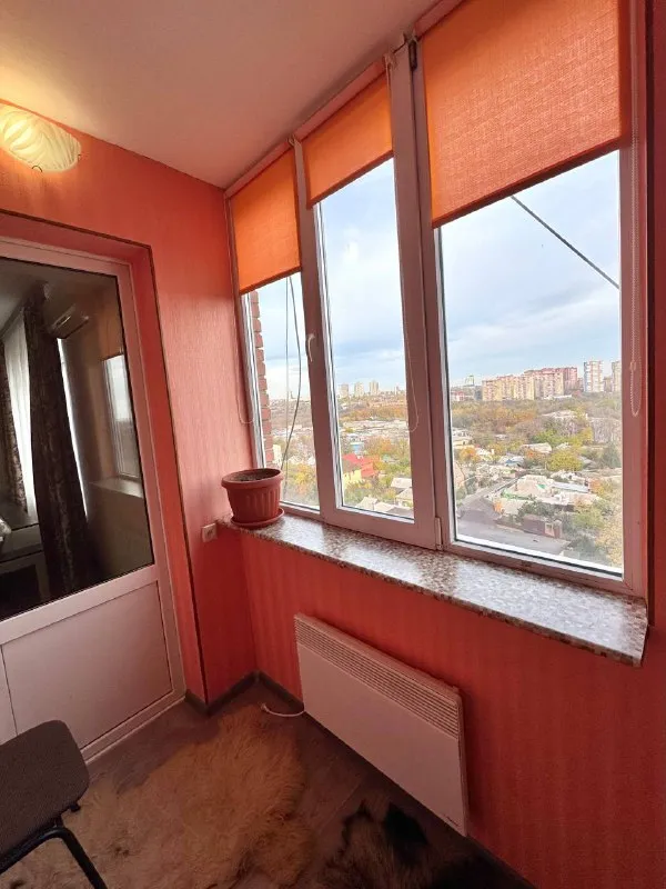 Продажа крупногабаритной двухкомнатной квартиры

🌇По проспекту гвардейский в куйбышевском районе г. Донецка (ор-р площадь бакинских комиссаров)📍

✅В квартире выполнен качественный ремонт с заменой всех коммуникаций.
✅Была произведена замена проводки!окна заменены в 2022 году.
✅Общая площадь 64кв. М.
✅Этаж 9/9.
❗️Полноценный тех. Этаж над квартирой. Крыша перекрыта!

✅. .. Round-image:url('//telegram. Org/img/emoji/40/f09fa5b7.png')">🥷охранная сигнализация.

Удачное месторасположение в спокойном микрорайоне. Вся инфраструктура в пешей доступности. ❗️

📑Документы готовы!прописанных нет!

💰Стоимость 6 800 000 рублей.
🔑Ключи в ан!показ в удобное для вас время!

📲☎️+79493375397

Подписаться | дать объявление - фотография - 6