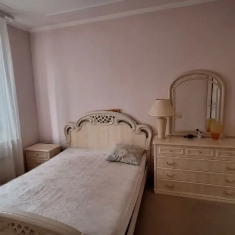 ‼️Аренда квартиры‼️
🏡Аренда трехкомнатная квартира г. Донецк днр (4 этаж)
Киевский район, шахтерская площадь
✅Площадь квартиры–64 м2
✅Сдается впервые
В квартире есть вся необходимая мебель и техника
✅Сдаётся только на длительный срок
Без животных
✅Рядом школа, магазины, хорошая транспортная развязка
🔥Собственник
‼️Долгосрочная аренда‼️
💴Цена: 45.000 ₽ + ком. Услуги
☎️+7(949) 446-74-09
Аренда донецк днр - фотография - 3