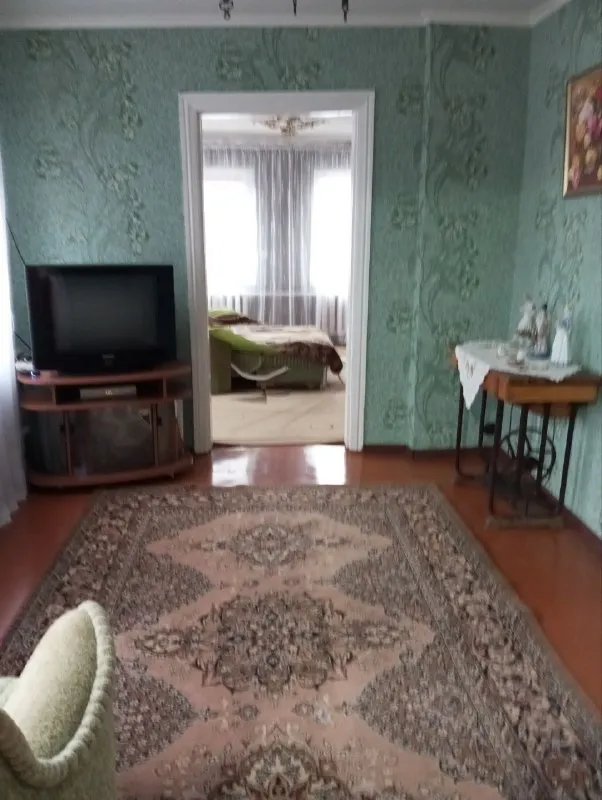 ‼️Продажа дома‼️
🏡От собственника продаётся дом с. Василевка, амвросиевкого района г. Амросиевка днр
✅Общая площадь–82 м2
✅Жилая–41 м2
✅Благоустроен, газифицирован, имеются гараж, летняя кухня, хоз. Постройки, дождевик, скважина подключена в дом
✅Земельный участок составляет 59 соток, большой фруктовый сад, виноградник
🧾Документы готовы к продаже
🔥Собственник
💴Цена: 2🍋500.000 рублей
📲Все вопросы по тел:
☎️+7(949) 304-61-89
📨Подписаться - фотография - 7