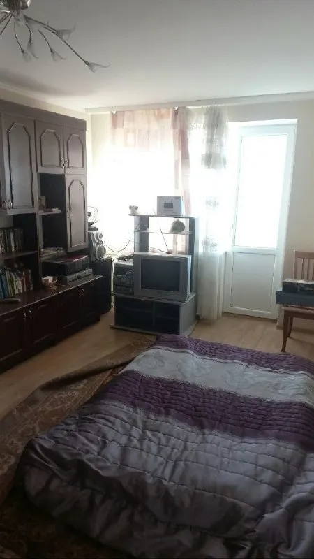 Долгосрочная аренда в центре макеевки
Квартира в топовом месте - самый центр города, плеханова, идеальная транспортная развязка, рядом абсолютно всё!!!
Квартира 1 - комнатная, полностью укомплектована мебелью и техникой.
По договоренности с хозяином, есть возможность установить накопительную систему.
Арендная плата 15000руб, дополнительно ком/услуги. Комиссия ан.
+79493124599 (Telegram, whatsapp) - наталья. С уважением "центр недвижимости мир". - фотография - 4