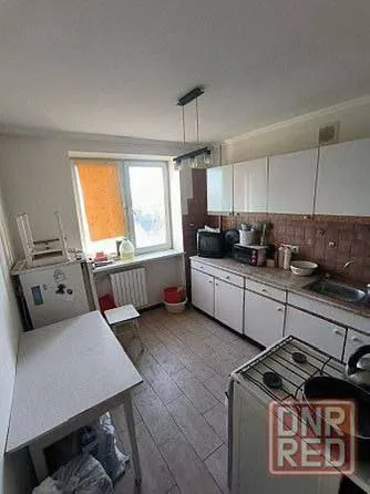 Срочная продажа 1 ком. Квартиры

🌇Донецк, на дзержинского📍

✅Состояние: косметический ремонт, заменены окна, двери, полностью обновлён балкон, отопление, сантехника и проводка.
📑Документы: готовы к сделке.
✅Квартира светлая, тёплая, готова к проживанию. 34 кв. М
👍Отличный вариант как для собственного проживания, так и под сдачу в аренду.
📍Расположение: центральный район — удобная инфраструктура, магазины, школы, транспорт.
✅Этажность: 8/9

💰Стоимость: 3,2 млн. ₽
Не упустите шанс приобрести комфортное жильё в хорошем районе❗️

📲☎️+7949 7425037 Александр ан новый донбасс

Подписаться | дать объявление - фотография - 5