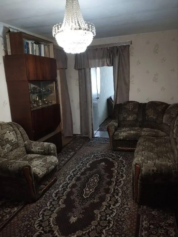 Сдаётся двухкомнатная квартира, город харцызск, район черёмушки, мкр. Металлургов дом 6,второй этаж пятиэтажного дома, окна пластиковые, балкон остекленный, с мебелью и бытовой техникой. Состояние жилое, хорошое. Подъезд чистый, ухоженный. Цена 20.000₽+коммунальные платежи, на долгий срок. По вопросам тел. (+7 (949) 323-98-42)комментарии не читаю

Dexter decinsun - фотография - 6