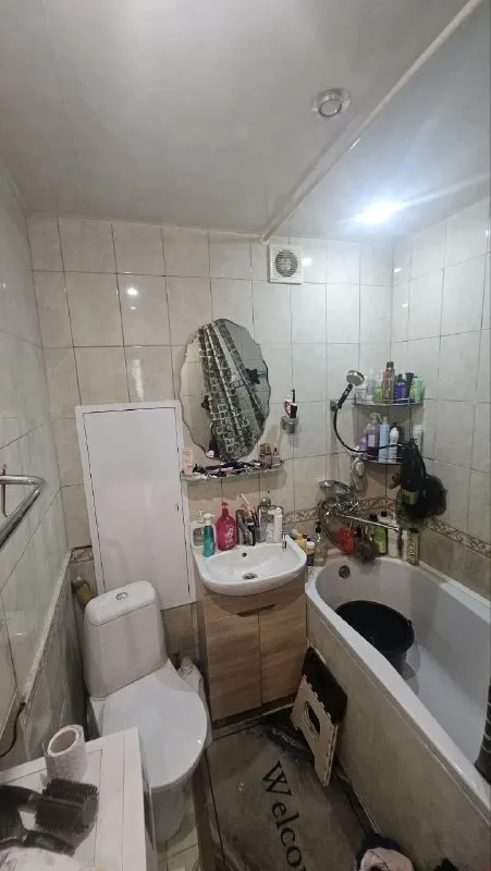 ‼️Продажа квартиры‼️
🏡Продаётся 2-двухкомнатная квартира г. Донецк днр
Киевский р-н улица щорса 59
✅Этажность–5/5 жилого дома
✅Отопление в квартире и на чердаке поменяли на пластиковые трубы
Шифер меняли год назад
✅Утеплён потолок с крыши
Вода круглосуточно
💦Стоит накопительный бак на 1.000 литров
✅Все водопроводные трубы заменены на пластиковые, поменян стояк до 1 этажа
✅Рядом школа, детский садик, больница, магазины, парк кованых фигур
🔥Собственник
💴Цена: 3🍋800.000 рублей
☎️+7(949) 465-07-93
Недвижимость днр - фотография - 9