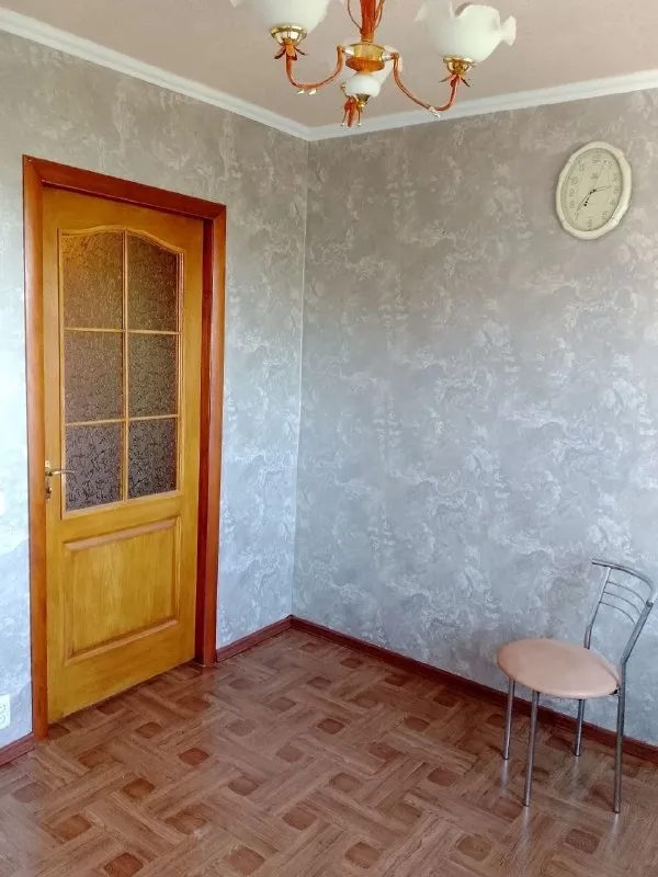 ‼️Продажа квартиры‼️

🏡Продам комнатную квартиру от собственника г. Харцызск днр
Квартира расположена в центре города, напротив д/с « радуга»

✅Этажность–7/9 жилого дома
✅Общая площадь–68.3 м2

✅Квартира угловая
Комнаты раздельные, светлые окна, трубы пластиковые
🔥Собственник

📲Все вопросы по телефону;
☎️+7(949) 387-14-26

📨Подписаться - фотография - 5