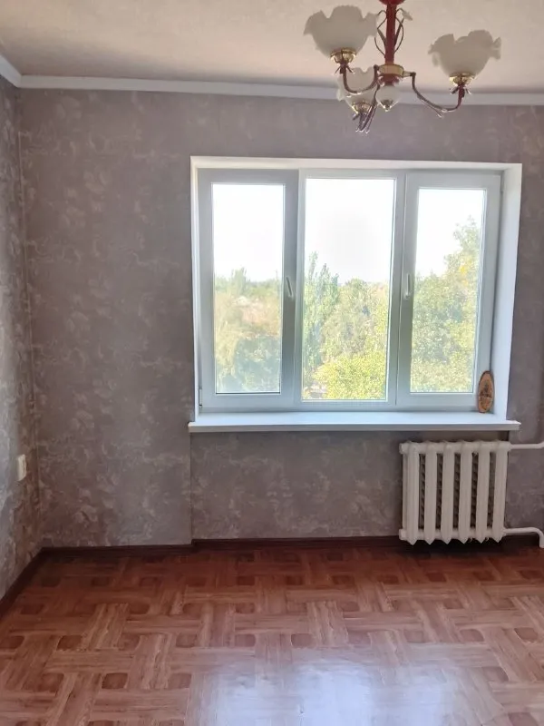 ‼️Продажа квартиры‼️

🏡Продам комнатную квартиру от собственника г. Харцызск днр
Квартира расположена в центре города, напротив д/с « радуга»

✅Этажность–7/9 жилого дома
✅Общая площадь–68.3 м2

✅Квартира угловая
Комнаты раздельные, светлые окна, трубы пластиковые
🔥Собственник

📲Все вопросы по телефону;
☎️+7(949) 387-14-26

📨Подписаться - фотография - 7