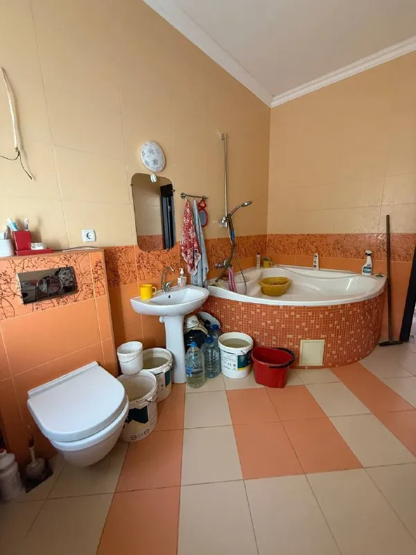 Продажа частного 🏡 дома

🌇Донецк, калининский район рядом калининский рынок, бул. Шевченко ул. Цусимская  📍

🔹Площадь дома 150 кв.
🔹Участок 8 соток
🔹Фундамент дома усиленный
🔹Теплый пол
🔹Газовый котел
🔹В доме не требуется ремонт
🔹Отлично развита инфраструктура

💰Цена: 13.000.000 млн рублей

👀Показ дома 🏡 в любое время - ключи 🔑 в агентстве
📲☎️ +79490370636

Подписаться  |  дать объявление - фотография - 8