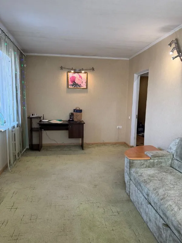 Продам 1 комнатную квартиру

🌇Куйбышевский район, улица куйбышева, стоматология, авторынок. 📍

✅6/14 Эт.
✅Ремонт 2012 года с заменой всех коммуникаций.
🎁Продажа с мебелью и техникой. Огромная лоджия.

💰Цена 2.5 млн рублей.
📑Документы готовы

📲☎️+79494707442 Или telegram

Оплата услуг риелтора по факту заселения! Ехать в офис и вносить оплату до просмотра не надо❗

Подписаться | дать объявление - фотография - 3