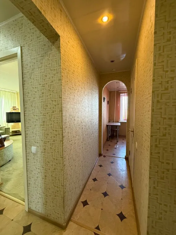 Продам 1 комнатную квартиру

🌇Куйбышевский район, улица куйбышева, стоматология, авторынок. 📍

✅6/14 Эт.
✅Ремонт 2012 года с заменой всех коммуникаций.
🎁Продажа с мебелью и техникой. Огромная лоджия.

💰Цена 2.5 млн рублей.
📑Документы готовы

📲☎️+79494707442 Или telegram

Оплата услуг риелтора по факту заселения! Ехать в офис и вносить оплату до просмотра не надо❗

Подписаться | дать объявление - фотография - 7