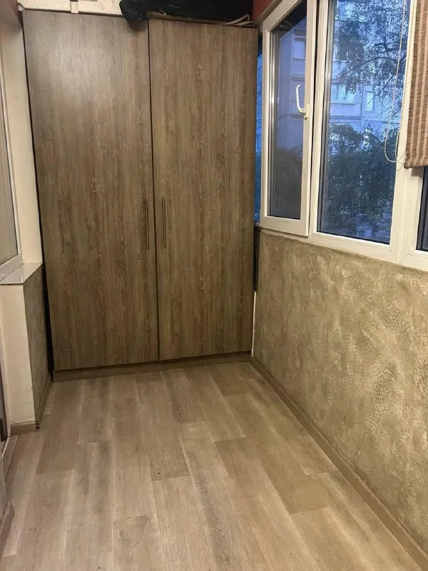 Продажа 3 комнатной квартиры
🌇Ленинский р-н, ул. Скляренко📍
✅Квартира с ремонтом
💦Вода круглосуточно💦
✅Площадь 55,2
✅3 Этаж из 9
👍Отличное состояние
Капитальный ремонт🛠️
Заходи и живи❗️ - фотография - 4