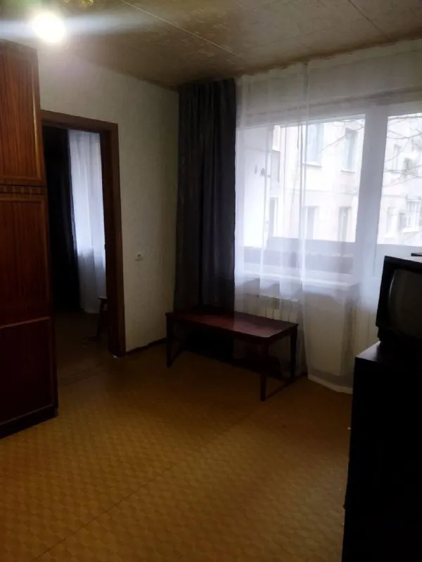 ‼️Продажа квартиры‼️
🏡Продажа комнатная квартира г. Донецк днр
Кировский р-н мкр-н солнечный ул. Скляренко 16
✅Этажность–2/9 жилого дома
✅Общая площадь–57 м2
✅Жилая–37 м2
✅Кухня–8 м2
✅Планировка квартиры 2+1
Есть две лоджии
Тамбур на две квартиры
✅Проводка проходила ревизию
Окна пластиковые
Трубы и батареи отопления частично заменены
✅Сантехника менялась установлен нагревательный бак
✅Вода в квартире ежедневно, почти круглосуточно
🧾Документы готовы
🔥Собственник
💴Цена: 4🍋900.000 рублей
☎️+7(949) 341-06-16 Иван
📨Подписаться - фотография - 2
