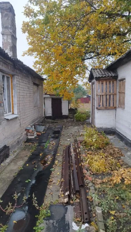 ‼️Продажа дома‼️
🏡Продаётся дом г. Донецк днр
Петровский район
✅Общая площадь дома 82 м2
✅Жилая–67 м2
🏡Участок–9.5 соток земли
🔥Собственник
💴Цена: 2🍋200.000 рублей
☎️+7(949) 458-77-92
📨Подписаться - фотография - 3