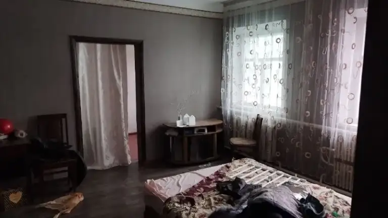 ‼️Продажа дома‼️
🏡Продаётся дом г. Донецк днр
Петровский район
✅Общая площадь дома 82 м2
✅Жилая–67 м2
🏡Участок–9.5 соток земли
🔥Собственник
💴Цена: 2🍋200.000 рублей
☎️+7(949) 458-77-92
📨Подписаться - фотография - 8