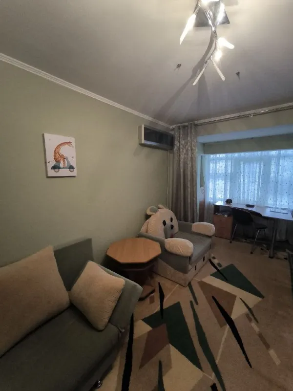 ‼️Аренда 3 к крупногабаритной, двухуровневой квартиры, мед. Университет‼️

Квартира в отличном состоянии, есть всё необходимое для комфортного проживания.

Два санузла. Мебель, техника, кондиционер в каждой комнате, бойлер.

Предпочтение семье или паре.

✅Цена 60 000 руб

По всем интересующим вопросам обращаться по телефонам:

☎+7 949 362 71 42 Телеграмм

С уважением цн мир
Светлана. - фотография - 7