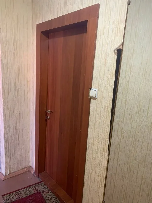 ‼️Продажа квартиры‼️
🏡Продажа двухкомнатная квартира г. Донецк днр
Петровский р-н, ул петровского, ориентир: петровский мост
✅Этажность–9/9 жилого дома
✅Квартира в жилом состоянии
Есть лоджия
✅Квартира продаётся с мебелью и бытовой техникой
💦Вода по графику
🔥Собственник
💴Цена: 3🍋250.000 рублей
☎️+7(949) 004-65-04
📨Подписаться - фотография - 1