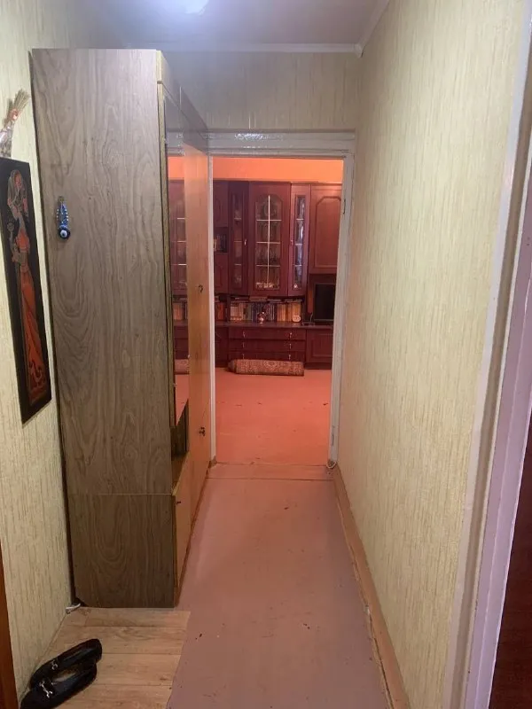 ‼️Продажа квартиры‼️
🏡Продажа двухкомнатная квартира г. Донецк днр
Петровский р-н, ул петровского, ориентир: петровский мост
✅Этажность–9/9 жилого дома
✅Квартира в жилом состоянии
Есть лоджия
✅Квартира продаётся с мебелью и бытовой техникой
💦Вода по графику
🔥Собственник
💴Цена: 3🍋250.000 рублей
☎️+7(949) 004-65-04
📨Подписаться - фотография - 2