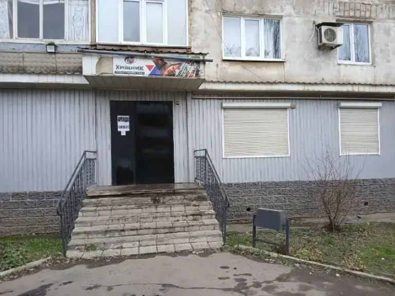 Сдается нежилое помещение 112м2 под магазин.

🌇Г. Торез, мкр. 3, д.6.📍

✅Бывший магазин одежды.
✅Помещение находится в доме на 1 этаже.

💰Стоимость 100 000 ₽
📑Документы внесены в росреестр.

Отвечу на все вопросы
📲☎️+7949 390 34 27 Сергей васильевич

Подписаться | дать объявление - фотография - 1