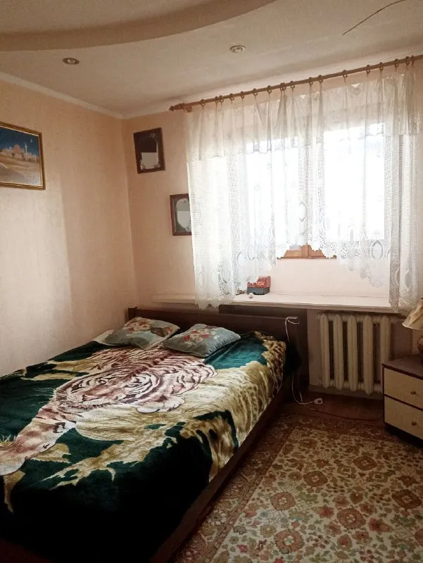 Сдается 2 комнатная квартира

🌇Донецк, куйбышевский район,
Ш/у октябрьское ( кинотеатр аврора) 📍

❗️Только ответственным людям, без в/п.
✅Долгое время никто не проживал.
💦Вода по графику
✅Лифт работает, подъезд закрываетсят
🚘Место для машины во дворе есть, транспорт на жд вокзал ходит
🛍Рынок небольшой, магазины аптека в шаговой доступности.

💰Цена 10 тыс. Руб + ком. Услуги

📲☎️+79493312393

Подписаться | дать объявление - фотография - 3