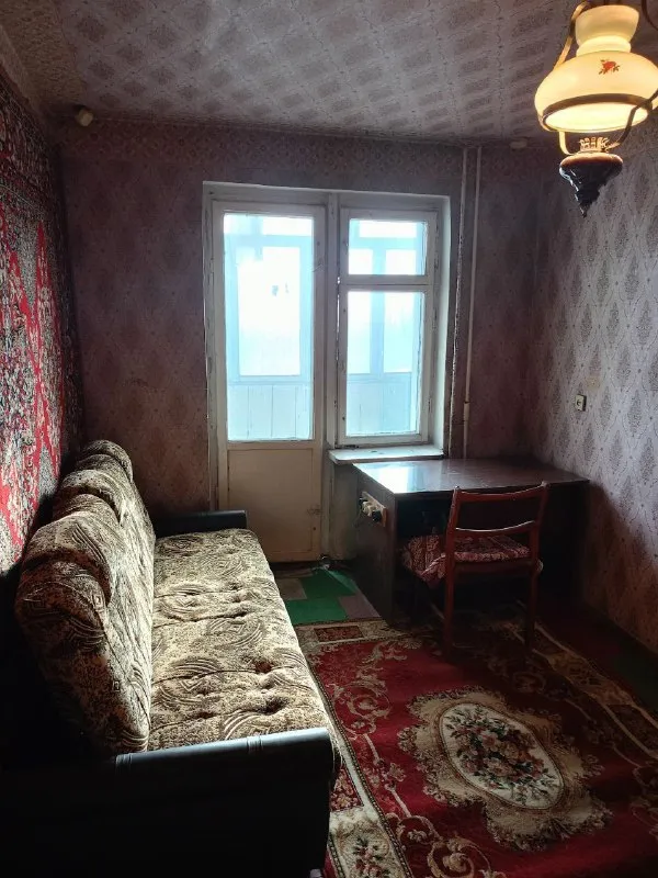 🏡Продаётся комнатная квартира г. Донецк днр
🗺Кировский р-н, ул. Бирюзова 57

✅Этажность–5/9 жилого дома
✅Общая площадь–48.25 м2
15.3 М2 и 12.2 м2
✅Кухня–7.4 м2

✅Комнаты изолированные
Санузел раздельный
Квартира под ремонт
📃Документы готовы
🔥Собственник

💴Цена: 3🍋000.000 рублей
☎️+7(949) 323-14-23 Лилия

📨Подписаться - фотография - 2