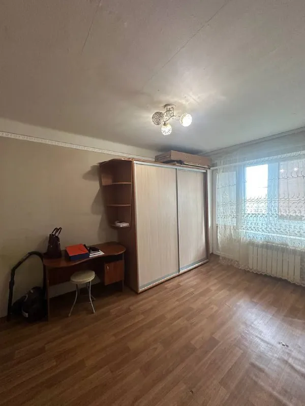 Продам однокомнатную квартиру
🌇Донецк, ленинский район, боссе, ул. Речная📍
✅Этаж 4-5 ти.
💧Вода идет по графику!
✅Квартира уютная, не угловая, очень теплая.
✅С ремонтом, но требует косметики. Заменены радиаторы, стояки водяные.
✅Окна пластиковые, балкон застеклен.
❗️Перепланировка узаконена!
👍Все что есть в квартире остается при продаже.
📍Очень хорошее местоположение. Рядом школа, остановки транспорта, в шаговой доступности рынок.
📃Документы готовы!
💰Цена 2 500 000 ₽ + торг уместен
Больше информации по телефону
📲☎️+79493282386 Ольга ан
Подписаться | дать объявление - фотография - 3