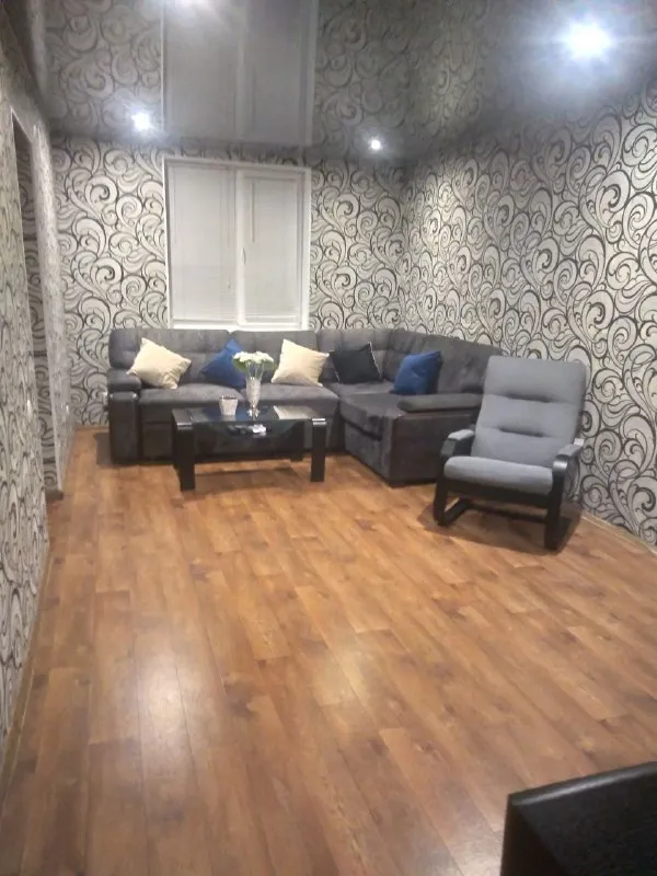 🏡Продаётся двухуровневая дача г. Макеевка днр
🗺Район жд вокзала, садовое общество снт

✅Общая площадь дома 90 м2
Дом снаружи полностью утеплён пеноплексом

✅Земельный участок 5.5 соток, с трёх сторон ограждён новым забором из профлиста и шифером
Два входа на участок и два въезда

✅Во дворе имеется вольер на две собаки
Есть молодой сад из фруктовых деревьев
✅Окна пластиковые
Вода всегда, заведена как в дом, так и во двор
Канализация септик
✅В доме есть всё для комфортного проживания как летом, так и зимой
✅Сделан ремонт с полной заменой всех коммуникаций
✅Установлен кондиционер, отопление электрическое (конвектора)
🔥Собственник

💴Цена: 5🍋300.000 рублей
☎️+7(949) 429-25-03

📨Подписаться - фотография - 4