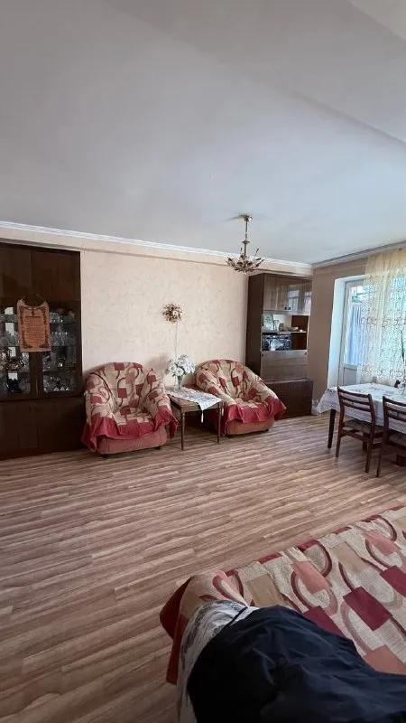 🏡Продается 2-двухкомнатная квартира г. Харцызск днр
Мкрн металлургов, 21

✅Этажность–4/5 жилого дома

✅Квартира в находится в кооперативном доме
📃Документы готовы
🔥Собственник

💴Цена: 2🍋850.000 рублей
☎️+7(949) 450-35-31

📨Подписаться - фотография - 3
