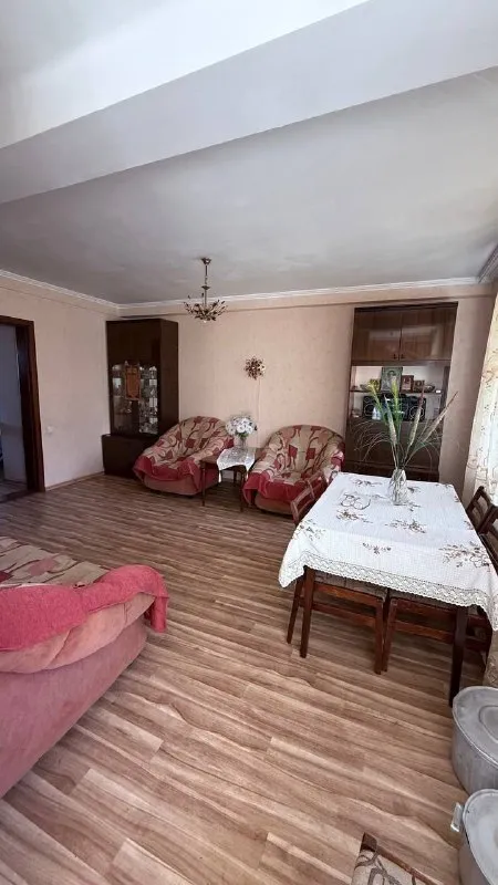 🏡Продается 2-двухкомнатная квартира г. Харцызск днр
Мкрн металлургов, 21

✅Этажность–4/5 жилого дома

✅Квартира в находится в кооперативном доме
📃Документы готовы
🔥Собственник

💴Цена: 2🍋850.000 рублей
☎️+7(949) 450-35-31

📨Подписаться - фотография - 4
