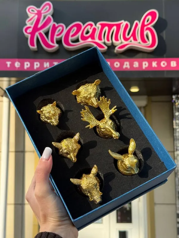 Огромный выбор подарков для мужчин на новый год😎

В нашем магазине вы найдете большое разнообразие наборов стопок-перевертышей, бокалов для виски и пива, шашлычных наборов и еще множество других подарков 🎁

При покупке от 5000₽ — гирлянда в подарок 🎁

🤩 Адрес: харцызск, улица октябрьская, 41 (бульвар шевченко)
🤩 График работы: ежедневно с 10:00 до 19:00
🤩 Доставка по харцызску и другим городам днр
🤩 Возможна оплата картой
🤩 Контактный телефон: +7(949)317-317-0

💬
💙 Https://vk. Com/creative_dpr

Erid:5jtcerelm1uk1og1njb24ez реклама - фотография - 2
