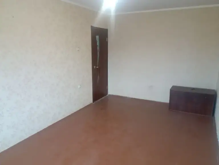 🏡Продам трёхкомнатную квартиру
🌇Г. Харцызск днр, мкрн
Металлургов, район магазина тройка

✅Этажность–4/5 жилого дома
✅Общая площадь–63 м2

✅Квартира не угловая
Дом панельный
✅Окна пластиковые
Комнаты раздельные.
📃Документы готовы
🔥Собственник

💴Цена: 3🍋200.000 рублей
☎️+7(949) 397-36-13

📨Подписаться - фотография - 4
