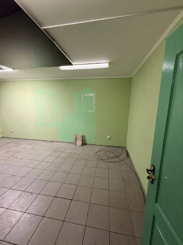 Аренда
Коммерческое помещение
Город торез, ул поповича
1 Этаж 33 квадрата
+79493813041 - фотография - 7