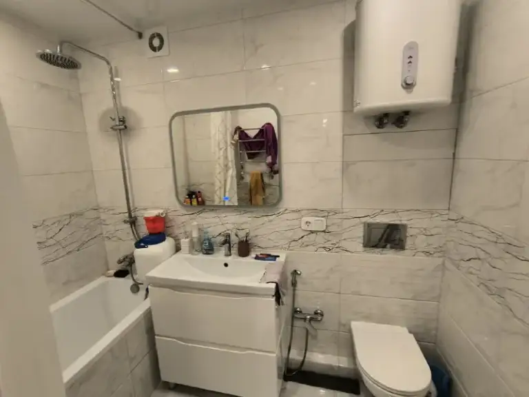 Продам 3х комнатную квартиру
🌇Донецк в ленинском районе,
Улица куприна 34- боссе📍
✅Общая площадь 71 кв. М
✅Комнаты раздельные
✅Большой балкон
✅Квартира теплая
✅Этажность дома 4/9
💦Холодная и горячая вода круглосуточно
🚫Прописанных нет
📑Документы готовы
Собственник в донецке‼️
📍Насыщенная инфраструктура:
- Детские сады; школы;
- Продуктовые магазины; супермаркет, остановки маршрутного такси в шаговой доступности.
💰Цена 8 300 000 руб.
📲☎️+79495138558 Виктория
Подписаться | дать объявление - фотография - 9