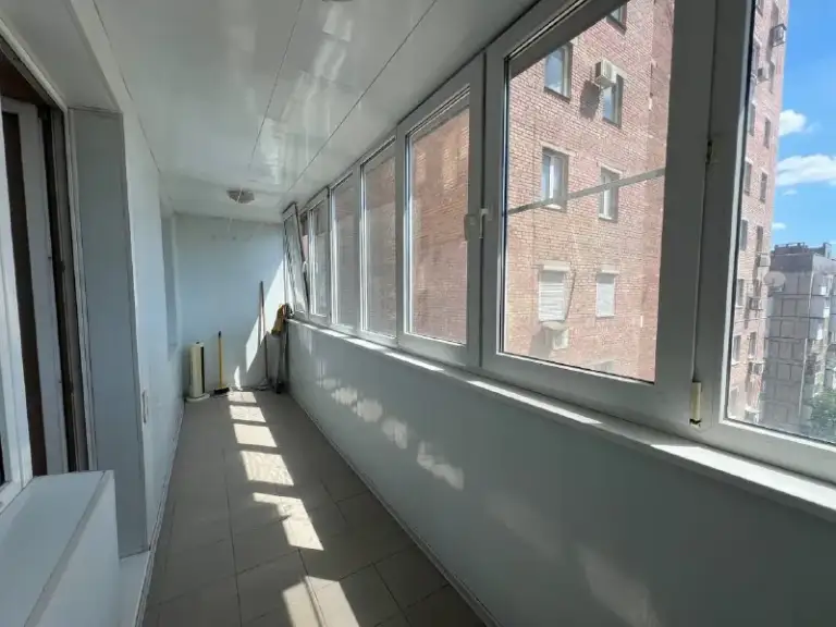 Продажа 3х комнатной квартиры
🌇Донецк в ворошиловском районе, набережная-площадь ленина, пр-т 25-летия ркка 7📍
✅Общая площадь 65 кв м
✅Комнаты раздельные
✅Большой балкон, лоджия
✅Квартира теплая
✅Этажность дома 7/10
💦Холодная и горячая вода круглосуточно
🚫Прописанных нет.
📑Документы готовы к сделке,
Собственник в донецке
✅Насыщенная инфраструктура:
- Набережная ;детские сады;
- Школы; продуктовые магазины; супермаркет
Хорошо развитая транспортная развязка в любую точку города. Остановки маршруток в шаговой доступности.
💰Цена снижена 8 000 000 ₽
📲☎️+79495138558 Виктория
Подписаться | дать объявление - фотография - 5